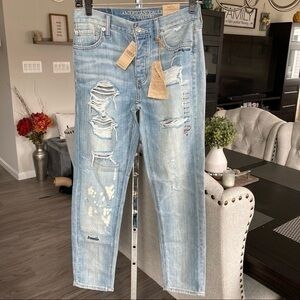 💋 NEW American Eagle vintage boyfriend destructive patch jeans 0